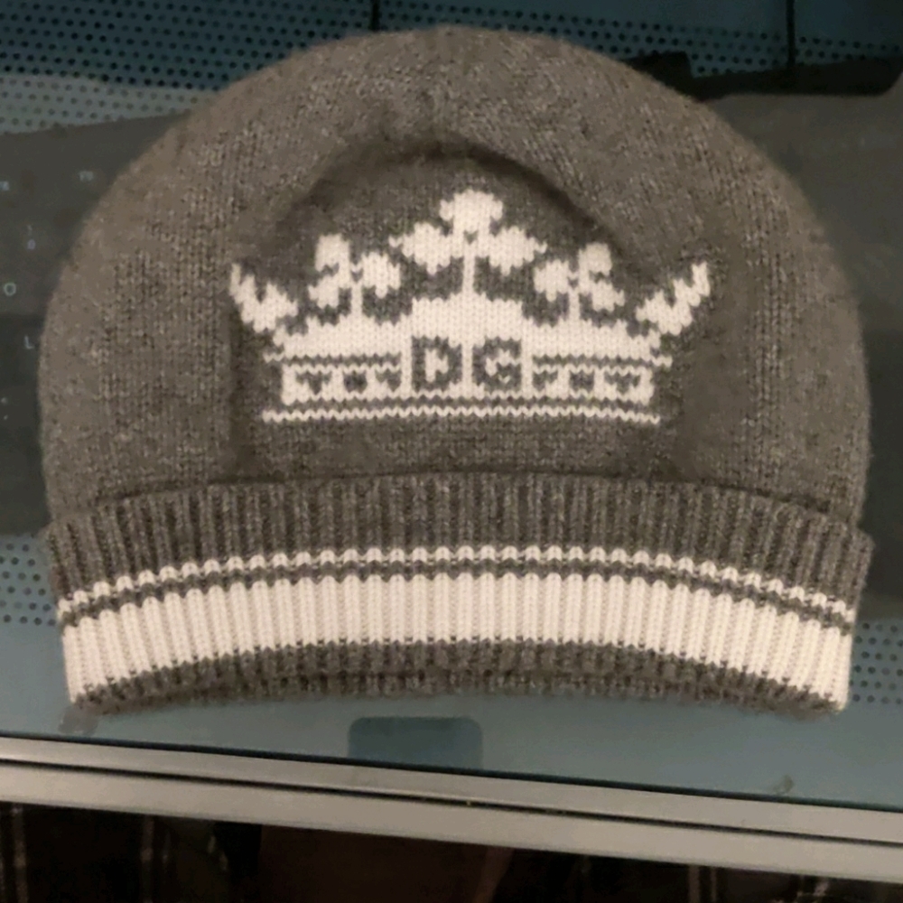 D & G beanie